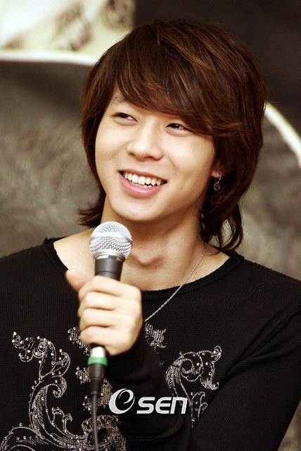Micky (52)
