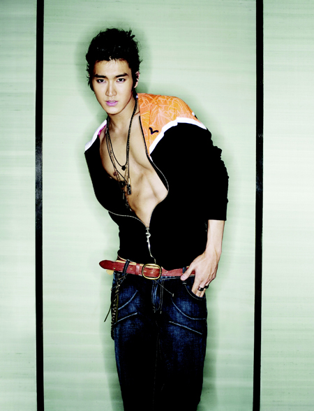 choi-siwon-evisu